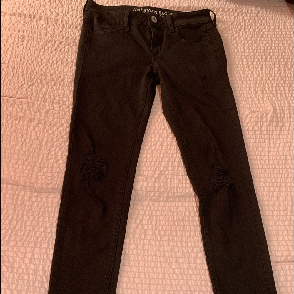 American Eagle black jegging low rise ripped jean